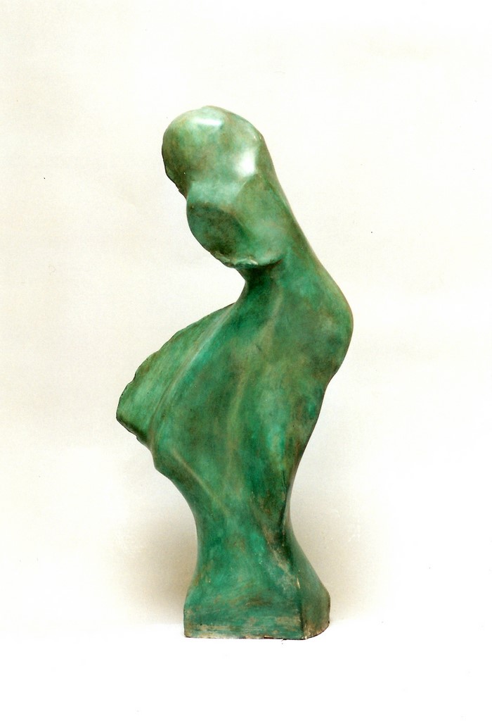 Sculpture terre cuite"l' Oiselle"/Valia